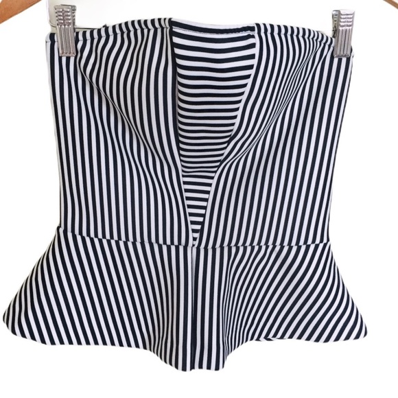 GUESS Scuba Knit Bandeau Strapless Top With Peplum Bottom Black Stripe Sz Small - Picture 5 of 10